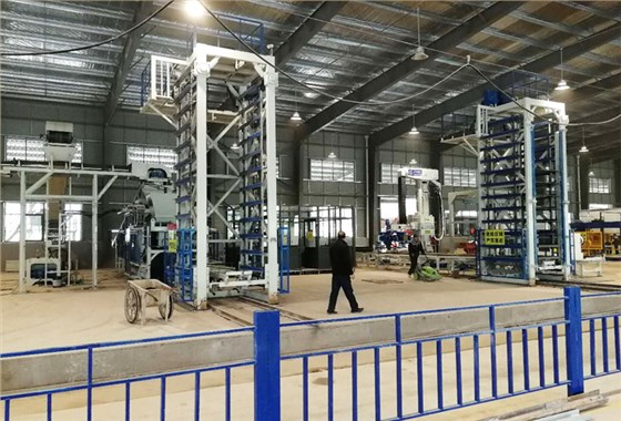 草坪磚機設(shè)備