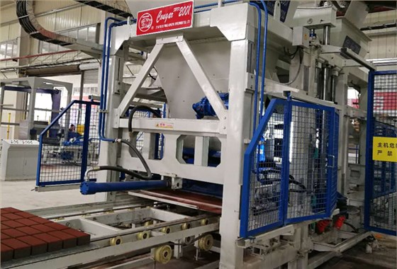 透水磚生產(chǎn)線設備