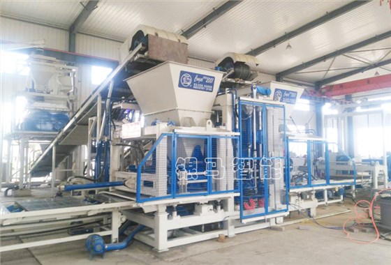 工業(yè)固廢制磚機(jī)