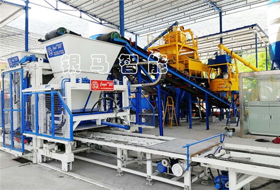 透水磚設(shè)備生產(chǎn)線