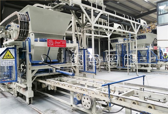 水泥便道磚機(jī)如何實(shí)現(xiàn)自主保養(yǎng)？