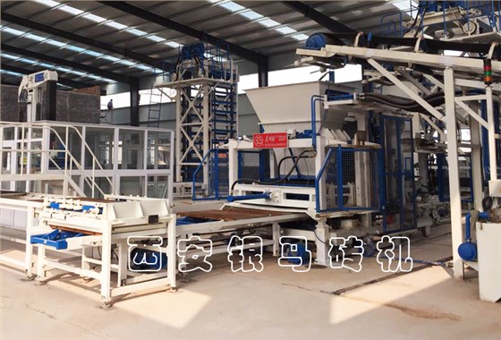 全自動(dòng)磚機(jī)生產(chǎn)線：透水磚機(jī)正確操作應(yīng)掌握哪些要點(diǎn)？