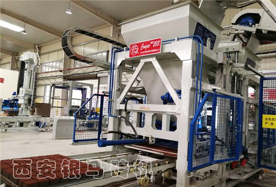 智能化馬路面包磚機(jī)助力城市品質(zhì)形象提升