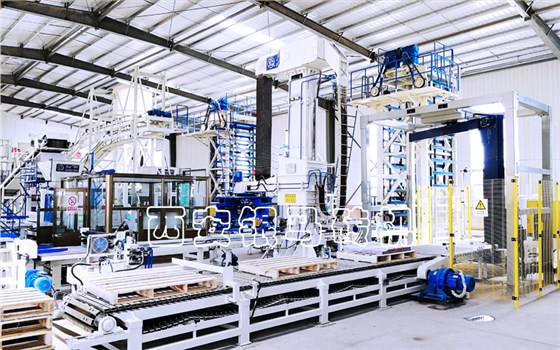 全自動智能透水磚機：柔性化生產(chǎn)線精確控制成本周期