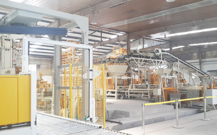 智能砌塊磚機廠家提供人造石材全自動生產(chǎn)線設(shè)備