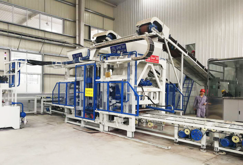全自動(dòng)制磚設(shè)備