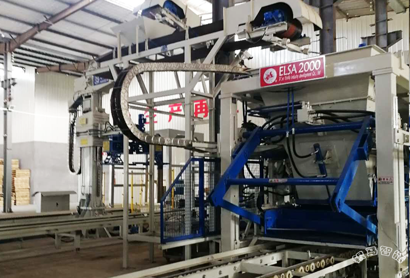 制磚機(jī)成套設(shè)備