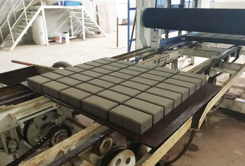 水泥磚制磚生產(chǎn)線