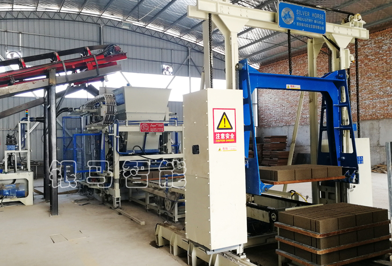 正確使用免燒磚制品設(shè)備需要注意的問題及維護(hù)的方法