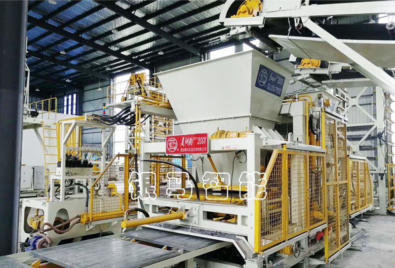 免燒磚全套設(shè)備：砌塊磚機電機振動問題與日常保養(yǎng)的事項有哪些？