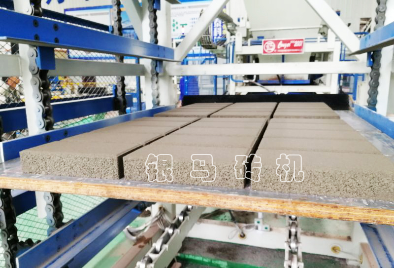 砌塊磚機：建筑垃圾透水磚生產線示范工廠電路故障快速判別！
