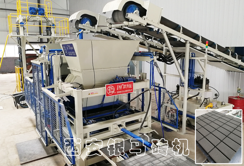 砌塊磚機生產(chǎn)線設(shè)備：產(chǎn)品與服務(wù)是助力用戶華麗變身的根本！