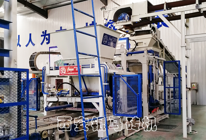 透水磚制磚機(jī)利用固廢生產(chǎn)磚石，進(jìn)軍磚企市場(chǎng)！