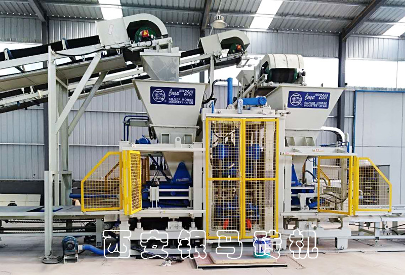 西安銀馬磚/石一體自動(dòng)免燒磚機(jī)設(shè)備特點(diǎn)及制磚工藝
