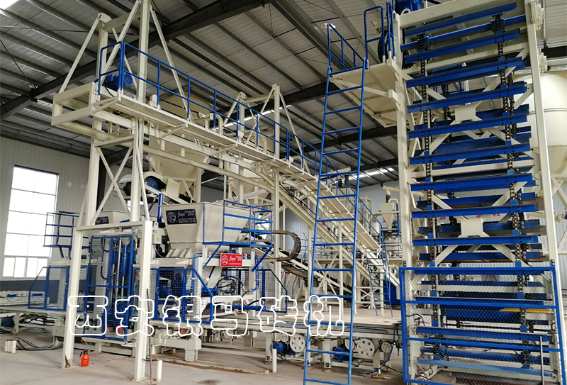 錨定高端，智能透水磚機(jī)用科技創(chuàng)新，為中國(guó)品牌發(fā)聲！