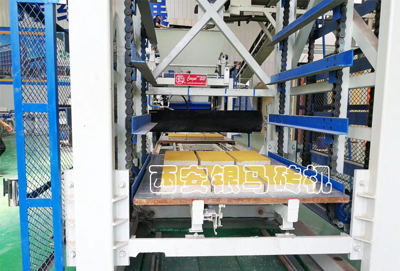 水渣免燒壓磚機(jī)：水泥磚機(jī)優(yōu)勢(shì)與故障處理方案有哪些？