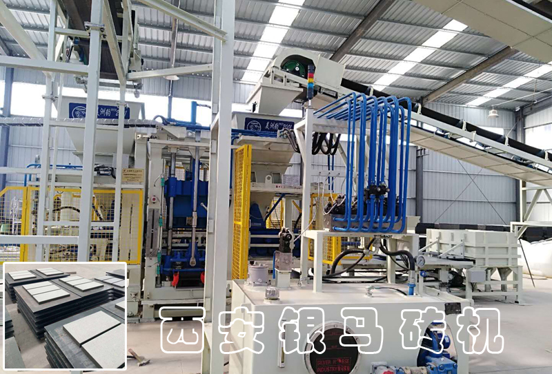 免燒磚設(shè)備生產(chǎn)線：耐磨鋼材確保長時生產(chǎn)，人機交互打造智慧工廠