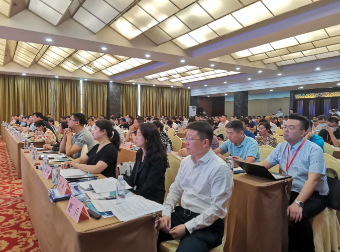 墻委會(huì)2021年會(huì)暨新型墻材綠色低碳發(fā)展論壇召開(kāi) 西安銀馬參會(huì)