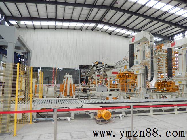 銀馬砌塊磚機廠家設(shè)備可以與德國設(shè)備相媲美