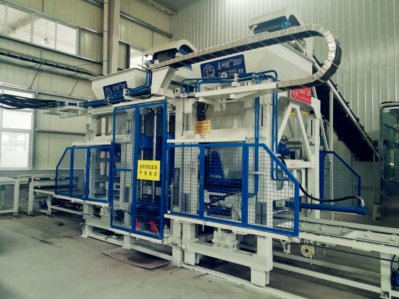 全自動(dòng)免燒磚生產(chǎn)線