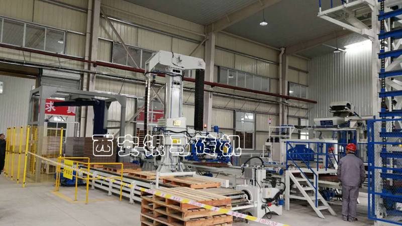 透水磚機：2025磚石一體機液壓油更換判定標(biāo)準(zhǔn)與安全生產(chǎn)要點
